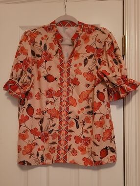 Floral Puff-Sleeve Blouse in Coral and Cream L